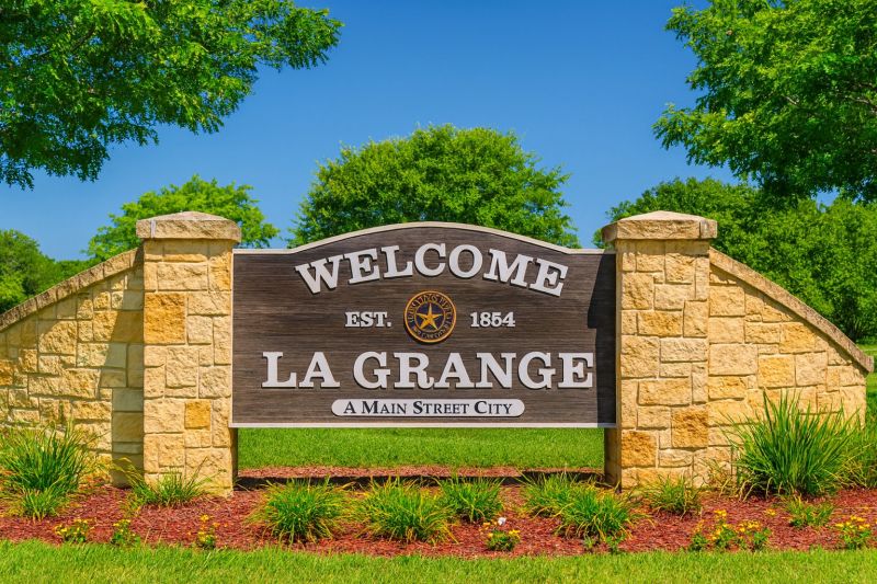 Local Commercial Landscape Service in La Grange, TX