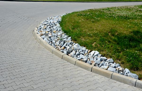 Lawn Curb Installation Service