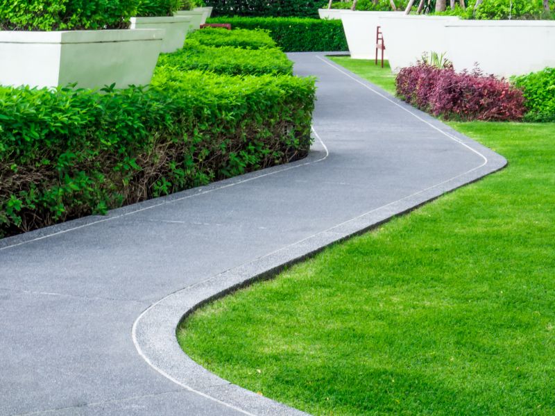 Local Garden Curbing Installation in Victoria, TX